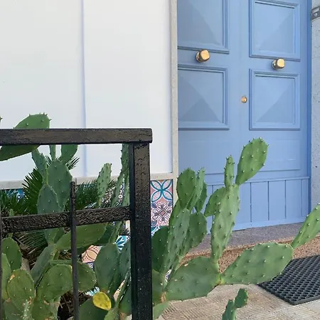 Giallolumia Portopalo Di Capo Passero