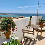 Giallolumia Portopalo Di Capo Passero